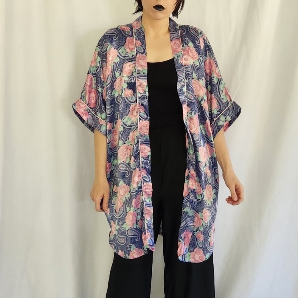 90s Satin Rose Print Robe‎